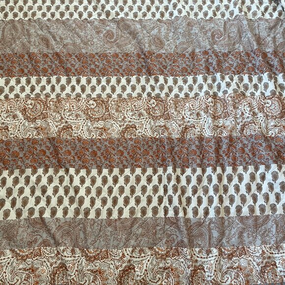 Boho-inspired lightweight quilt